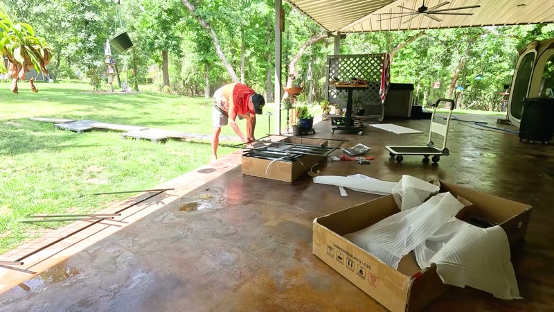 4x4 ft Metal Chicken Coop Run
